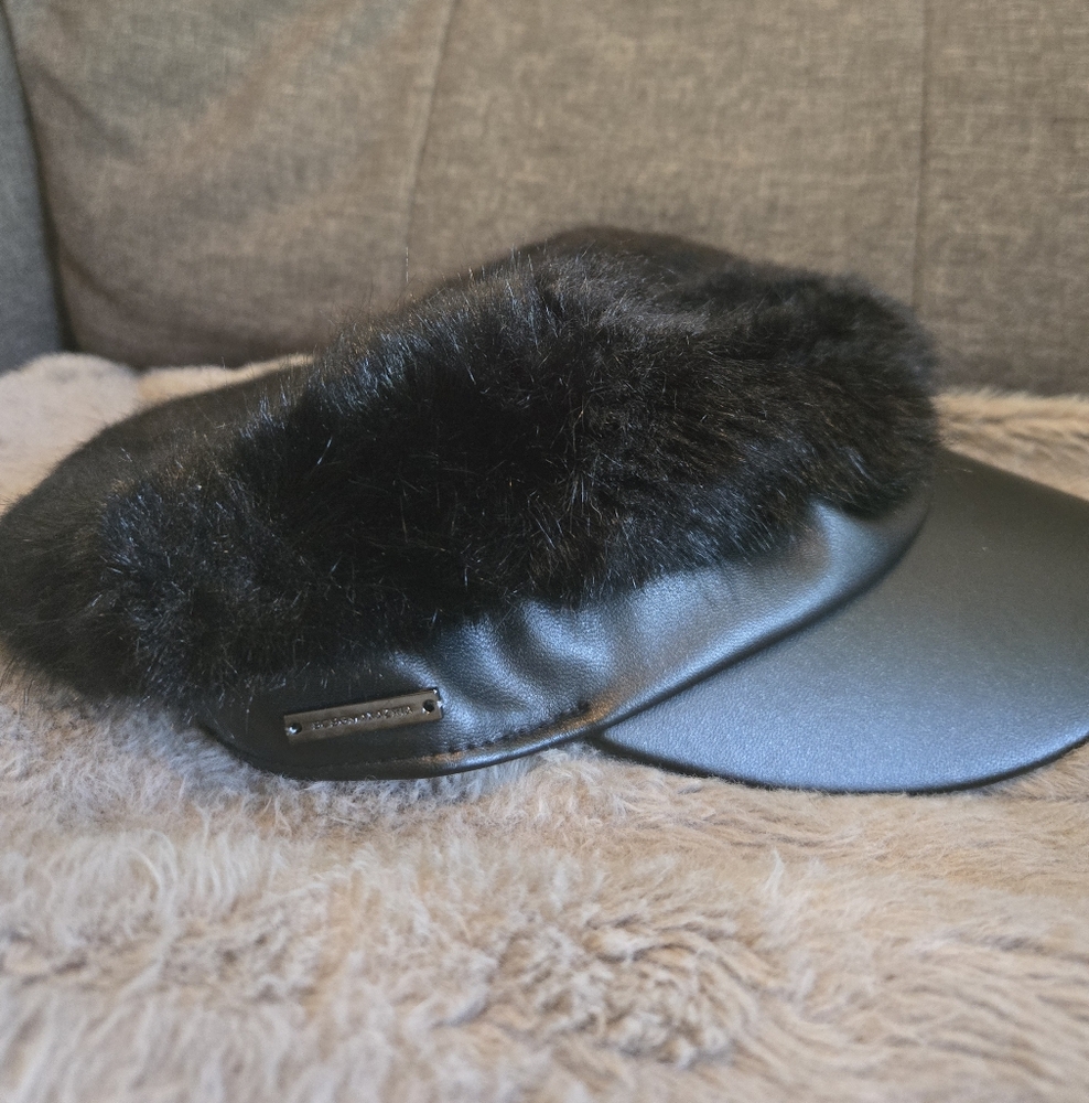 BCBGMaxAzria Black Hat